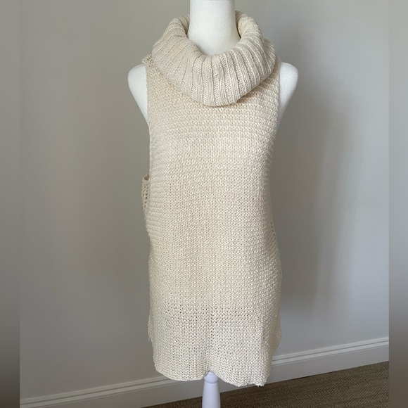 Billabong Sideways Love Sleeveless Turtleneck Sweater - Ivory - Size M - Picture 2 of 15
